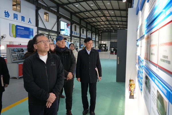 武汉晴川学院常务副校长夏力一行来校考察调研 