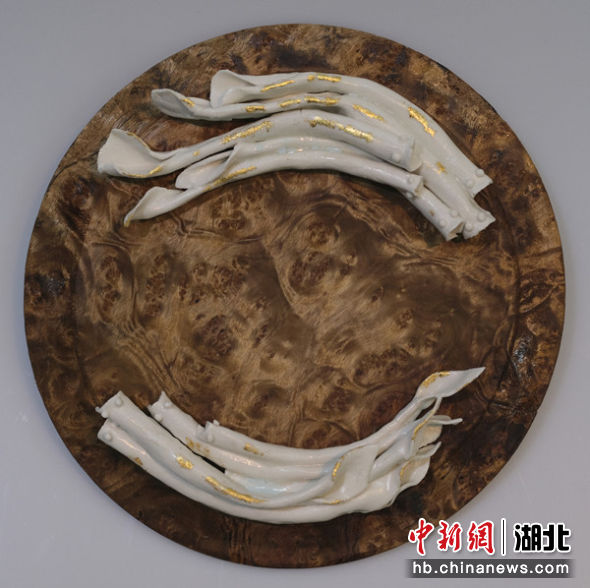 雷宏亮老师入选参展作品《逐溪·浔》