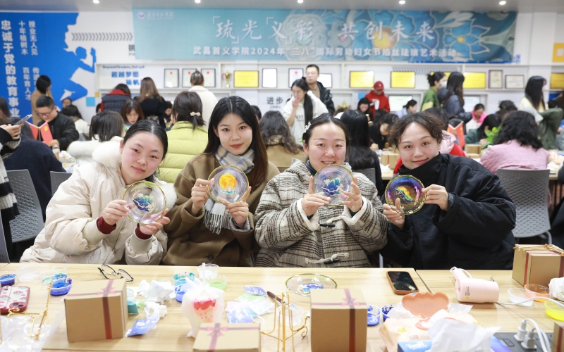 活动现场。魏雪霁摄