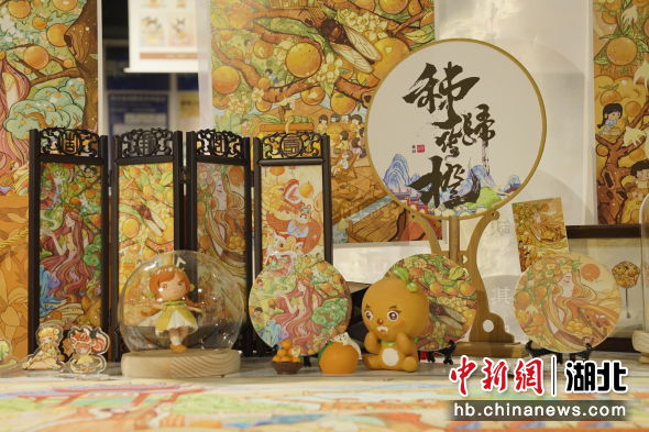 “秭归传橙”系列文创设计 谈雨璇 摄 “秭归传橙”系列文创设计 谈雨璇 摄
